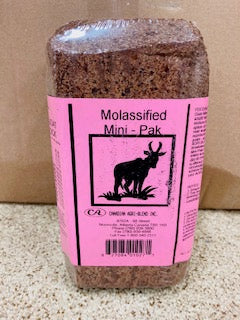 10:8 Range Goat Mineral 2.5Kg Block