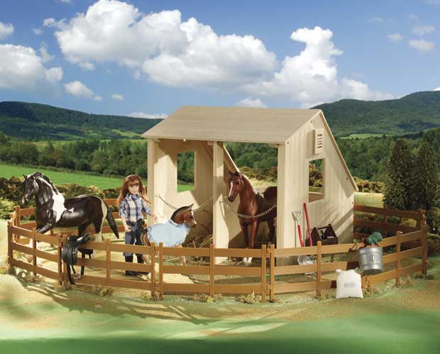 Breyer Classics: Horse Corral