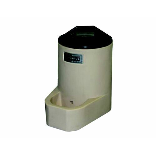 Waterer  Lil Fount Dog Waterer & Small Animals  18L