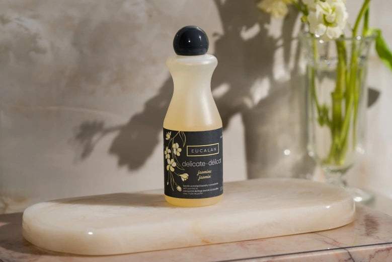 Eucalan Woolwash Wrapture/Jasmine 3.3 Oz Bottle